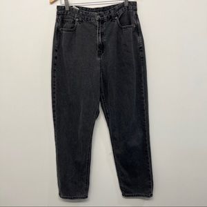 American Eagle Stretch Curvy Mom Jean Black Women’s Size 8 Short High Rise